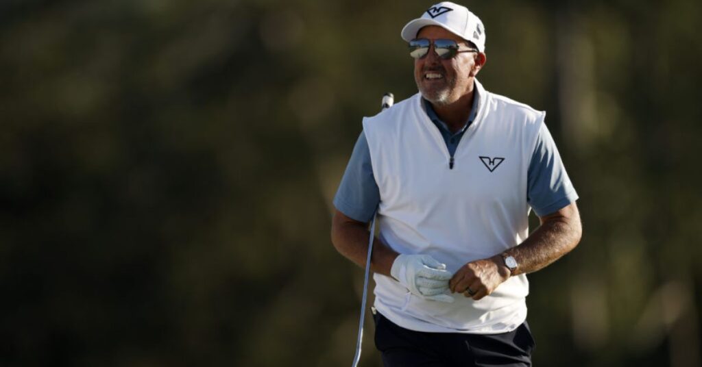 Phil Mickelson was ‘not happy about’ what Noah Kent did during Masters practice round
